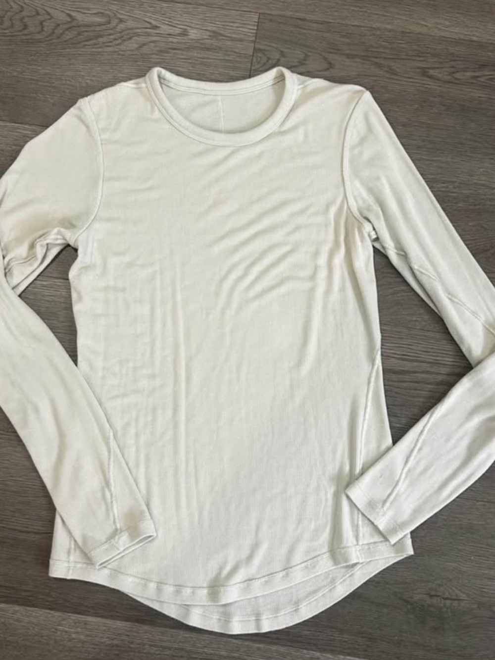 lululemon athletica Lightweight Long-Sleeve Crewneck Top - Cream